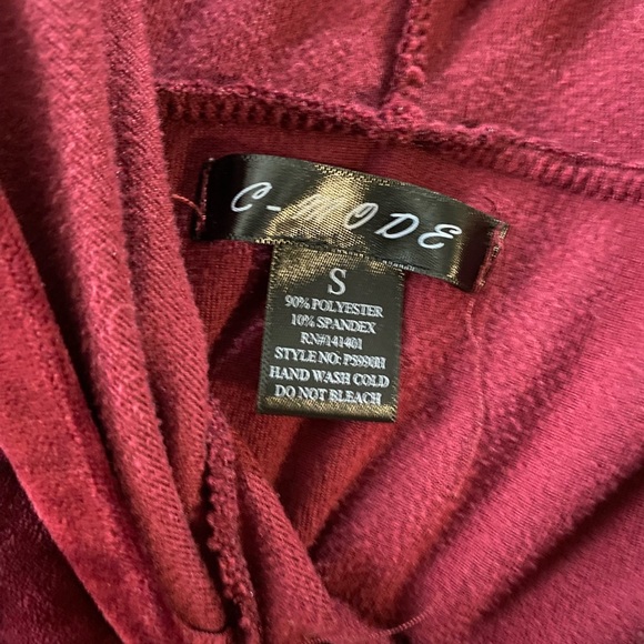 C-Mode || Medium || Sweatsuit || Burgundy - Picture 3 of 3